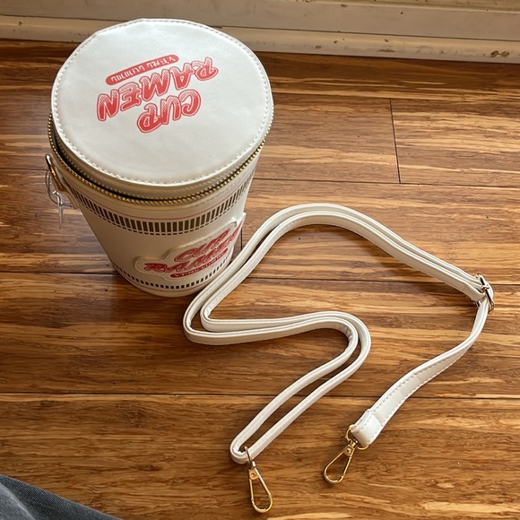 NWT cup ramen handbag - Picture 6 of 8